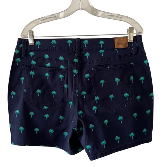 Love Indigo NWT Navy Blue Palm Tree Print Stretch Twill Shorts Woman Size 14 - Picture 2 of 9
